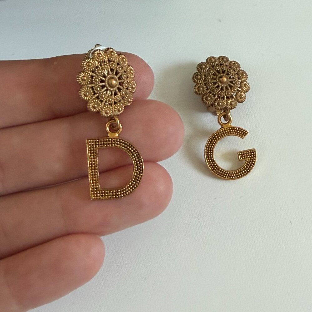 Dolce & Gabbana Logo vintage style earrings clips